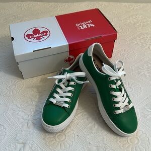 Rieker green sneaker with side zipper NWT in box